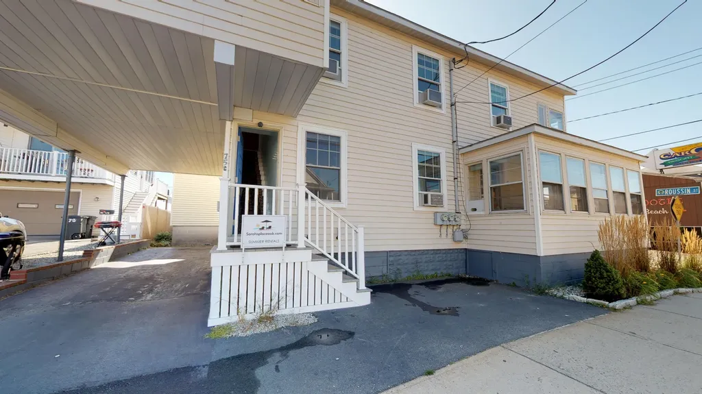 75 E Grand Avenue Old Orchard Beach ME 04064
