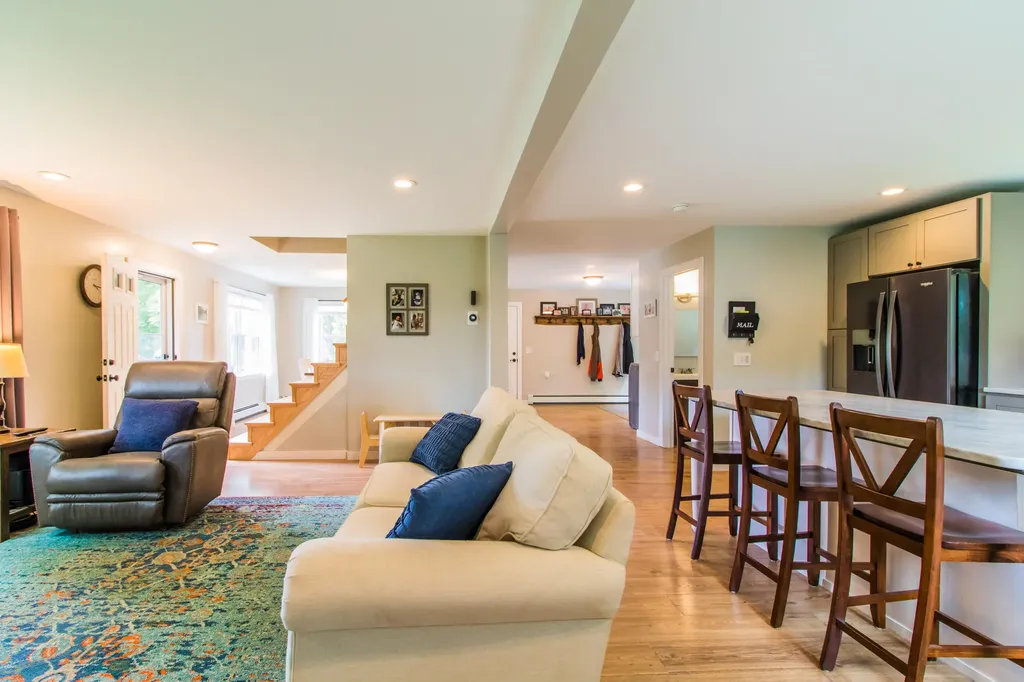 49 Sherry Lane Auburn ME 04210