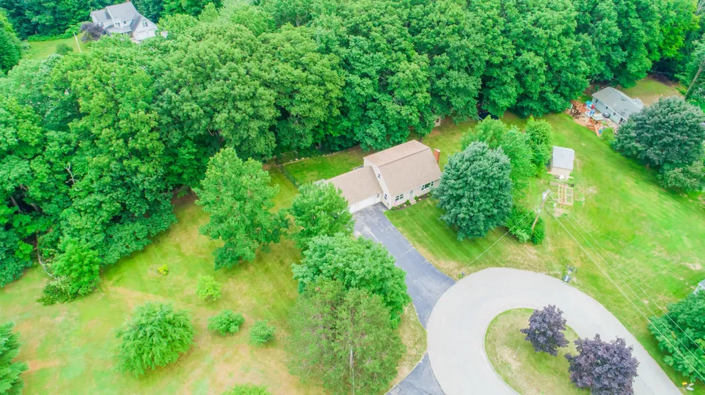 49 Sherry Lane Auburn ME 04210