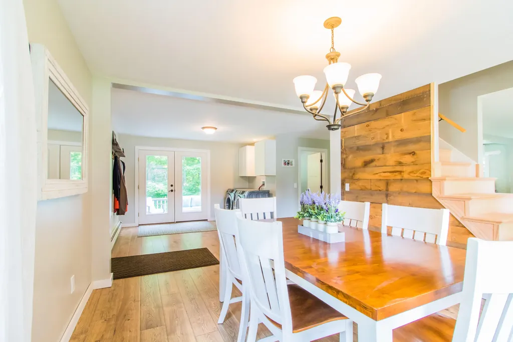 49 Sherry Lane Auburn ME 04210