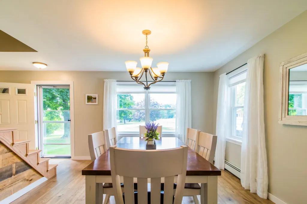 49 Sherry Lane Auburn ME 04210