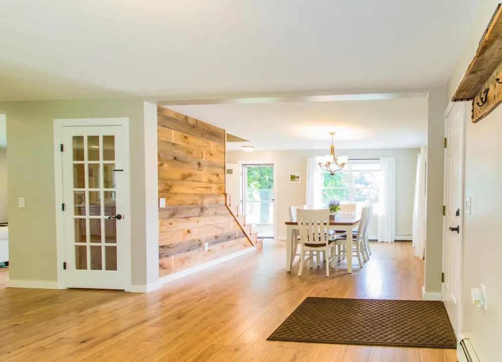 49 Sherry Lane Auburn ME 04210
