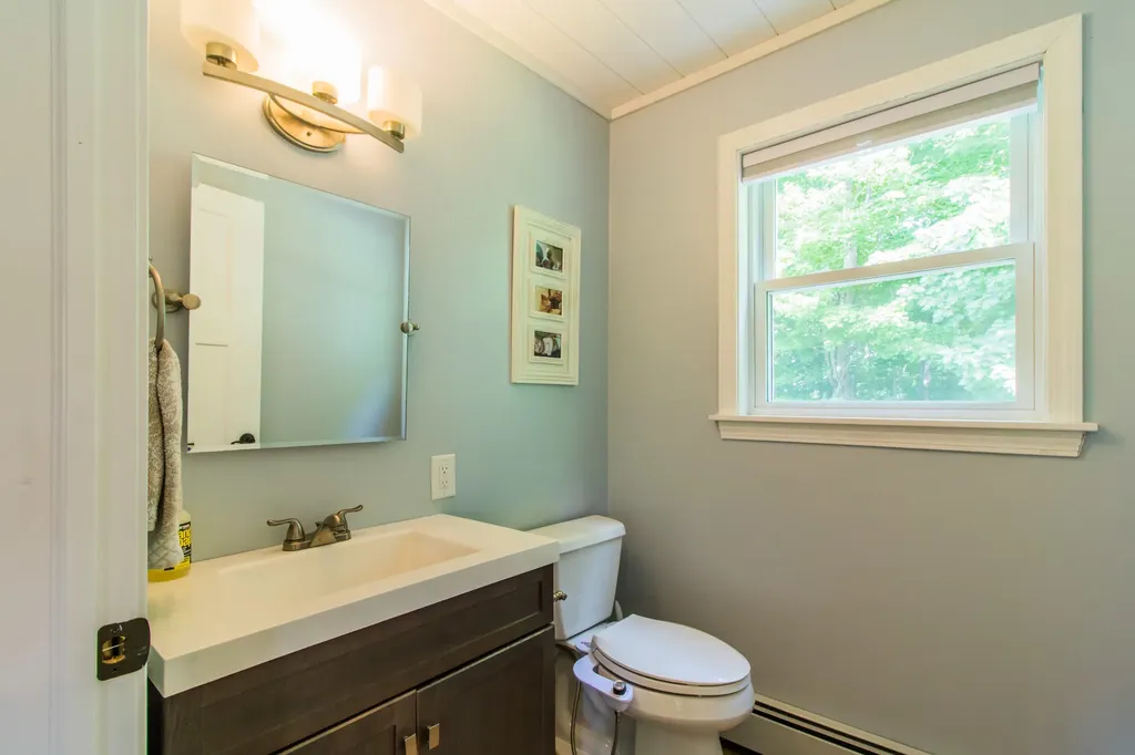 49 Sherry Lane Auburn ME 04210