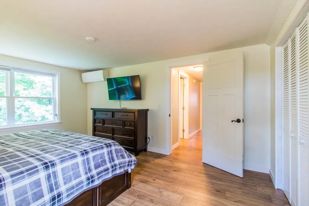 49 Sherry Lane Auburn ME 04210