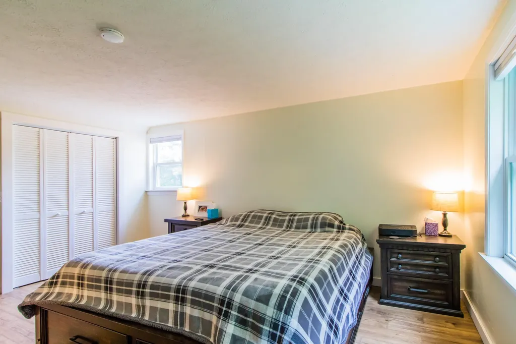 49 Sherry Lane Auburn ME 04210