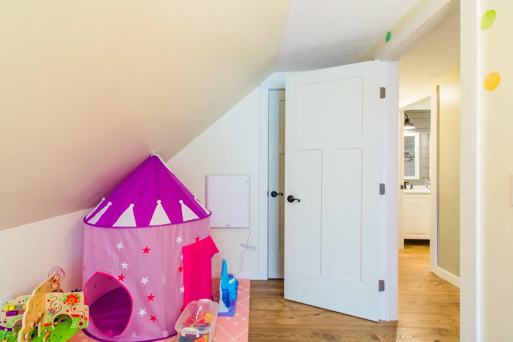 49 Sherry Lane Auburn ME 04210