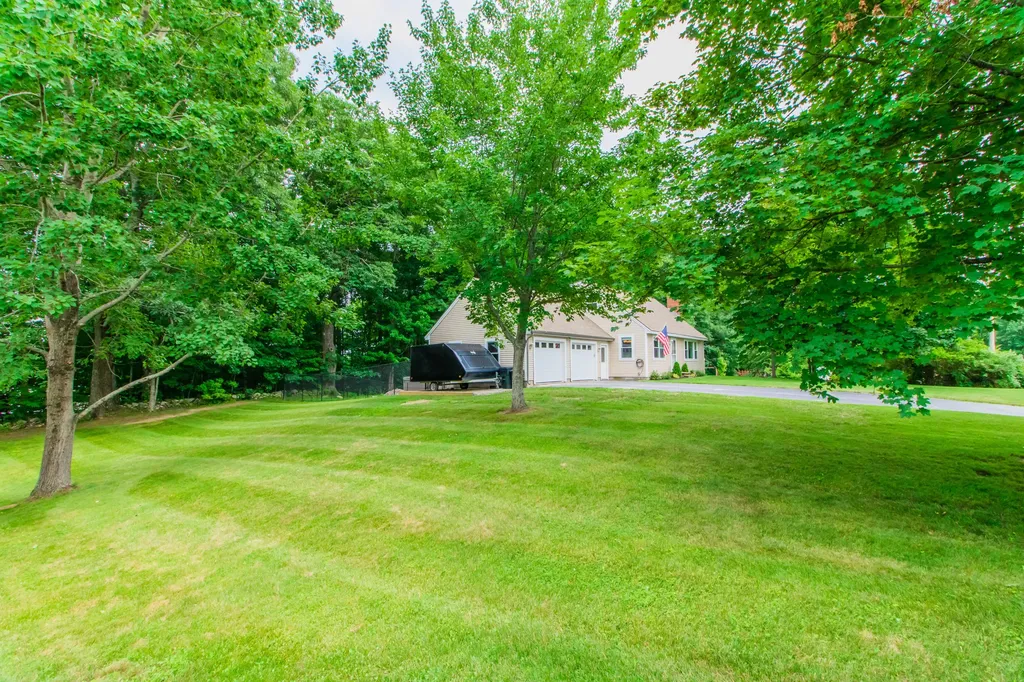 49 Sherry Lane Auburn ME 04210