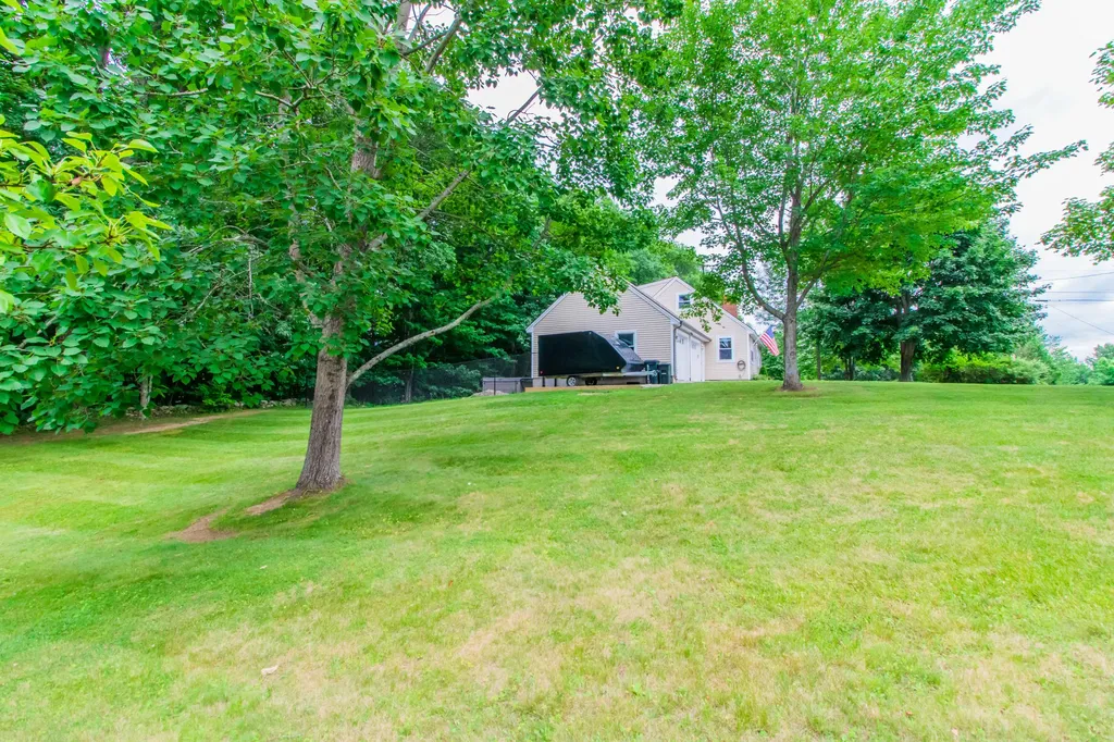 49 Sherry Lane Auburn ME 04210
