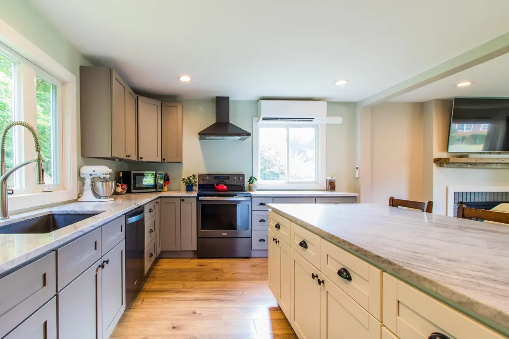 49 Sherry Lane Auburn ME 04210