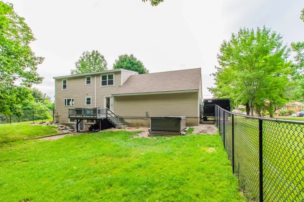 49 Sherry Lane Auburn ME 04210