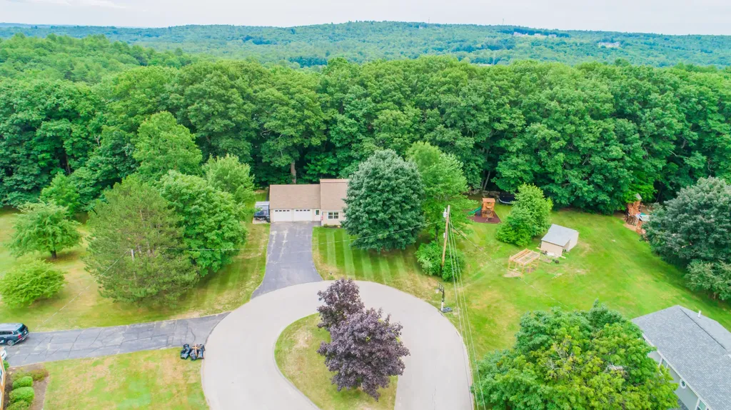 49 Sherry Lane Auburn ME 04210