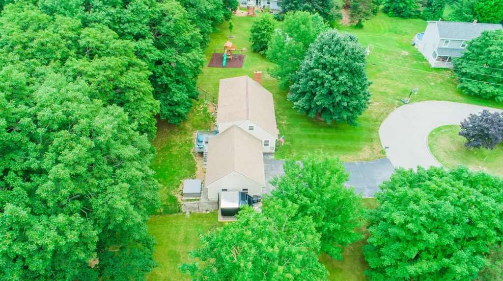49 Sherry Lane Auburn ME 04210