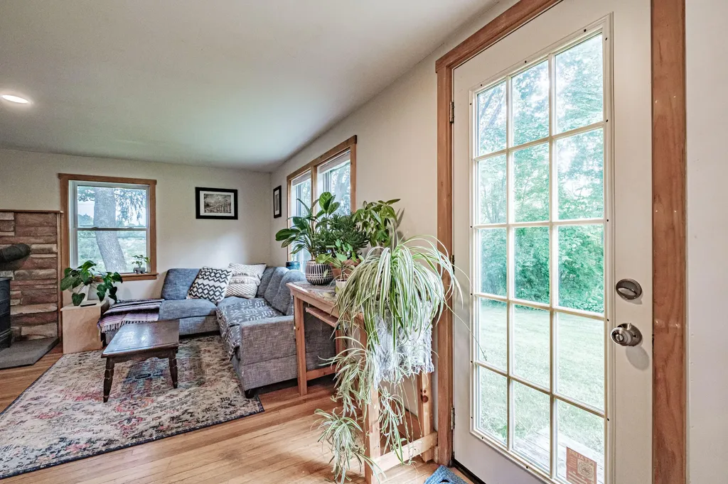 190 Millay Road Bowdoinham ME 04008