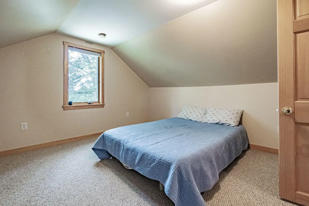 190 Millay Road Bowdoinham ME 04008