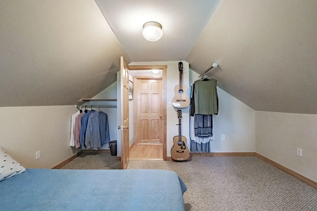 190 Millay Road Bowdoinham ME 04008
