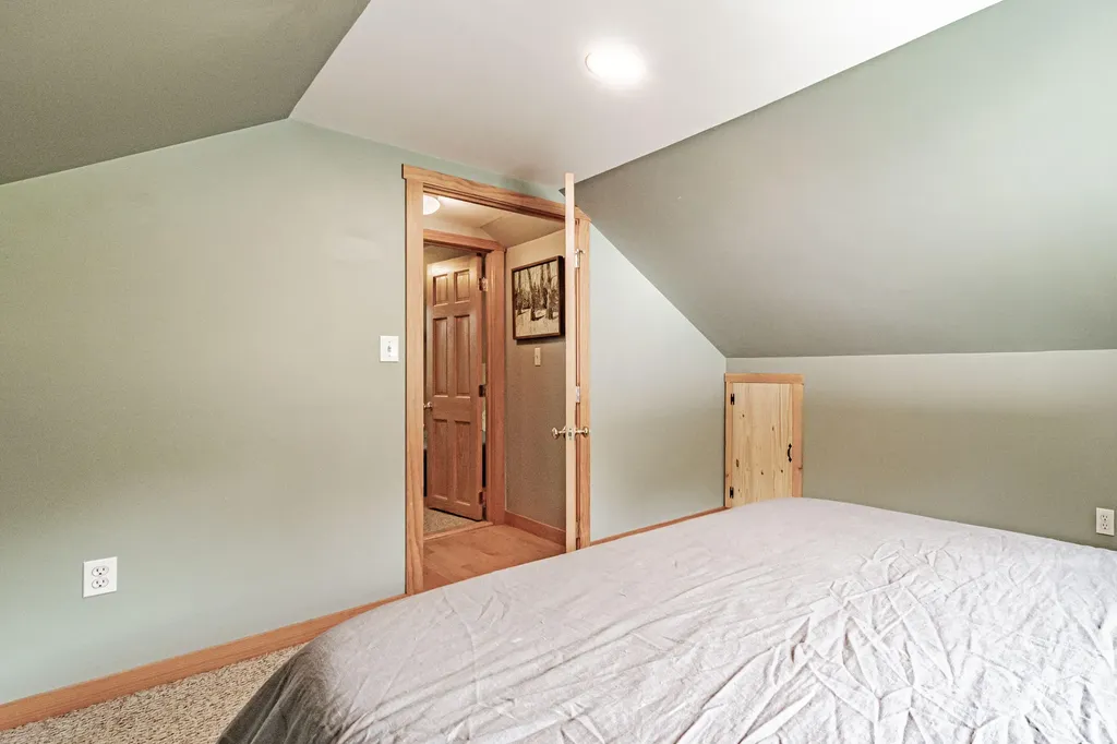 190 Millay Road Bowdoinham ME 04008