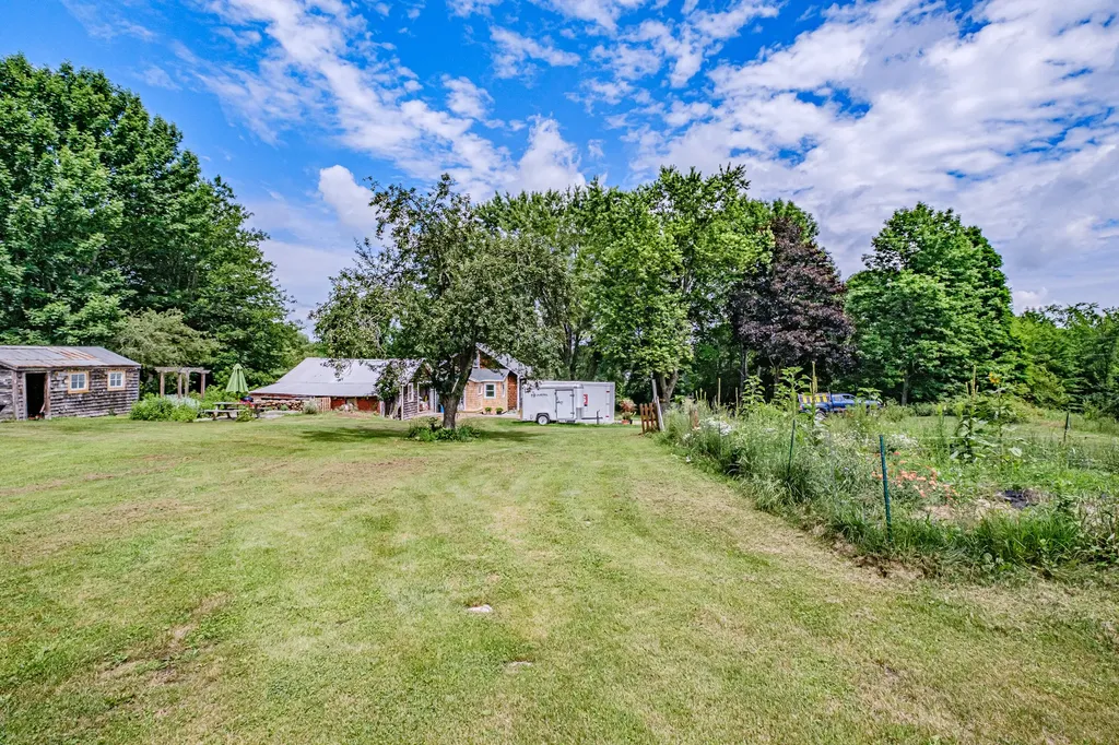 190 Millay Road Bowdoinham ME 04008
