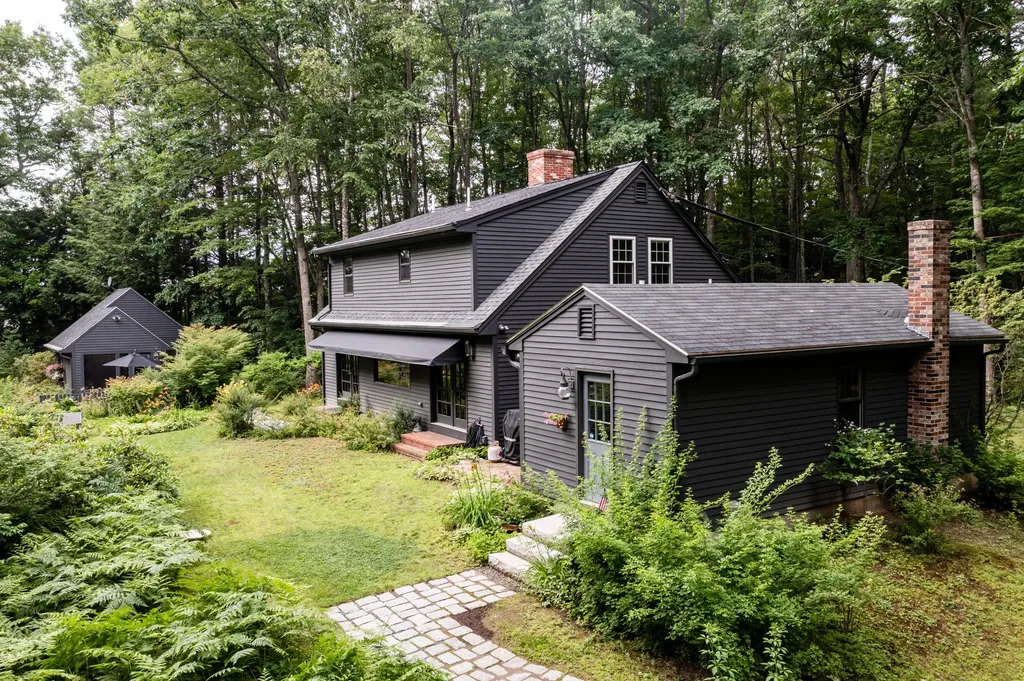 9 Harriet Circle Gorham ME 04038