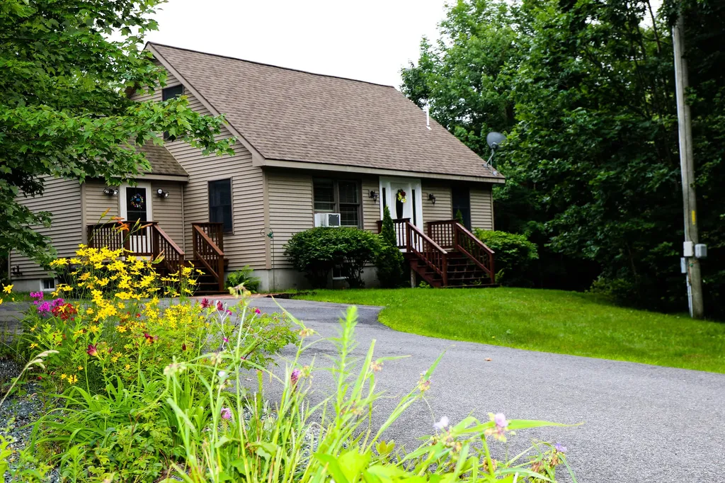 1 Lonely Oak Way Franklin ME 04634