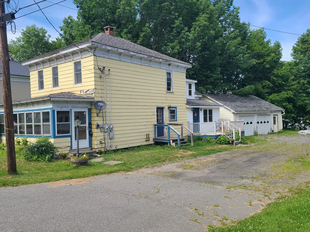 14 Boardman Street Calais ME 04619