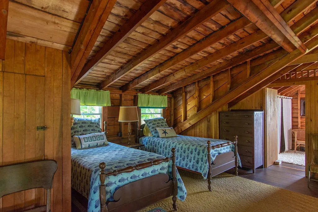 17 Willow Street Chebeague Island ME 04017