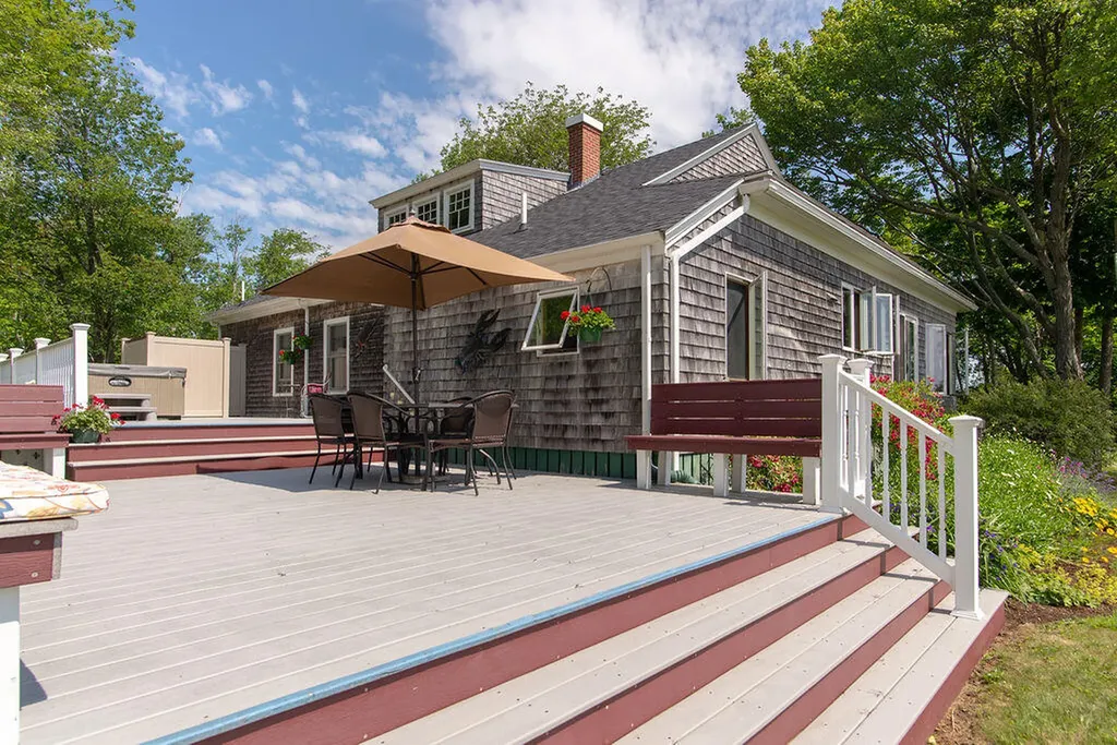 17 Willow Street Chebeague Island ME 04017