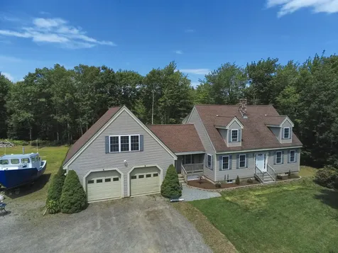85 Swan Lane Cushing ME 04563