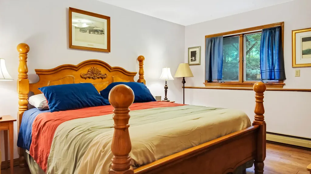 2068 Eight Rod Road Sidney ME 04330