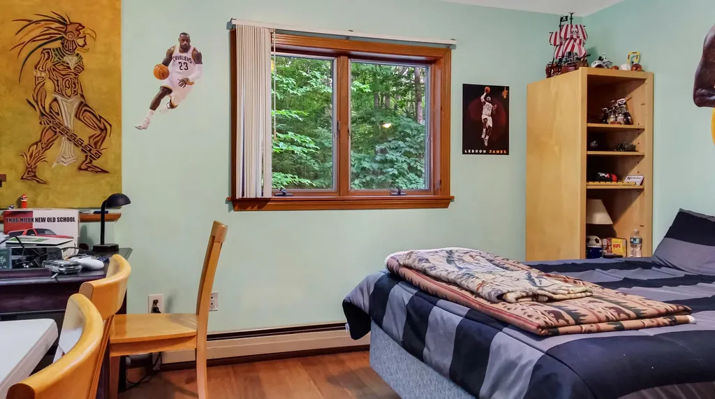 2068 Eight Rod Road Sidney ME 04330