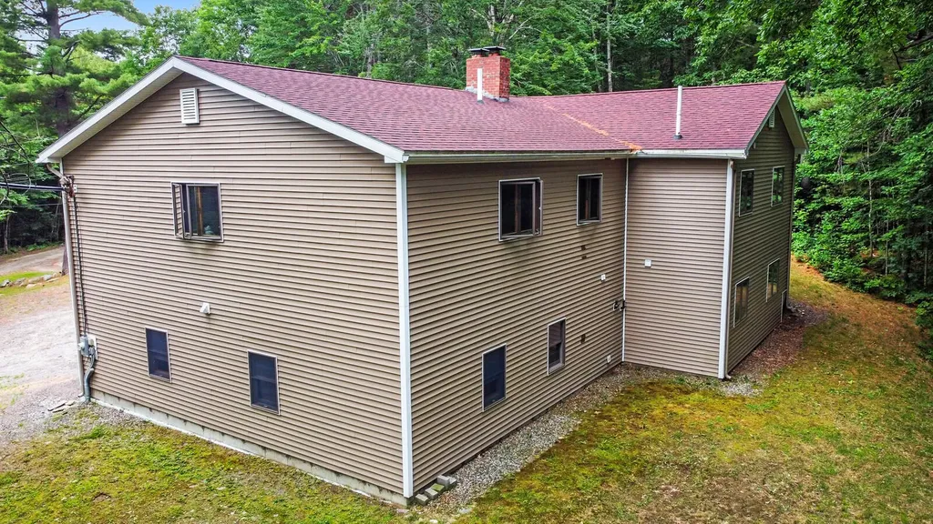 2068 Eight Rod Road Sidney ME 04330
