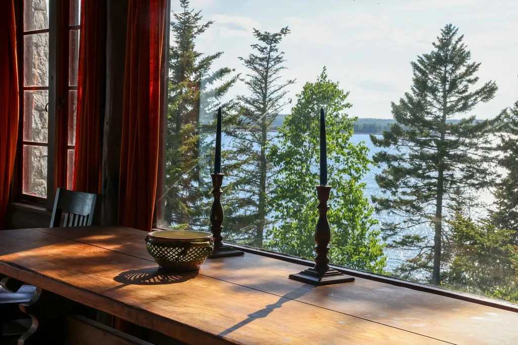 158 High Head Drive Brooklin ME 04616
