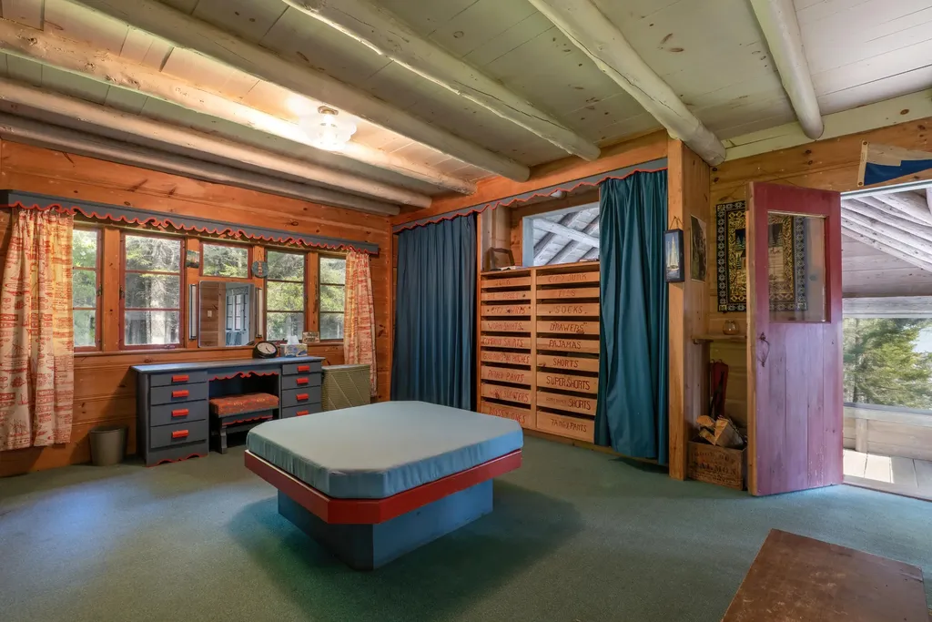 158 High Head Drive Brooklin ME 04616