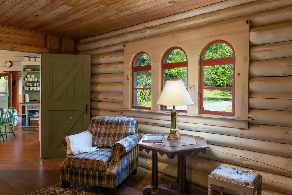 158 High Head Drive Brooklin ME 04616