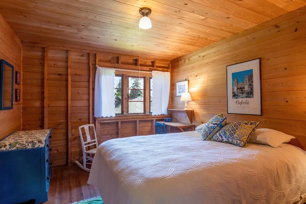 158 High Head Drive Brooklin ME 04616