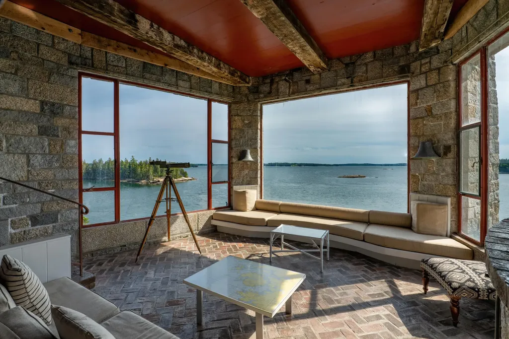 158 High Head Drive Brooklin ME 04616