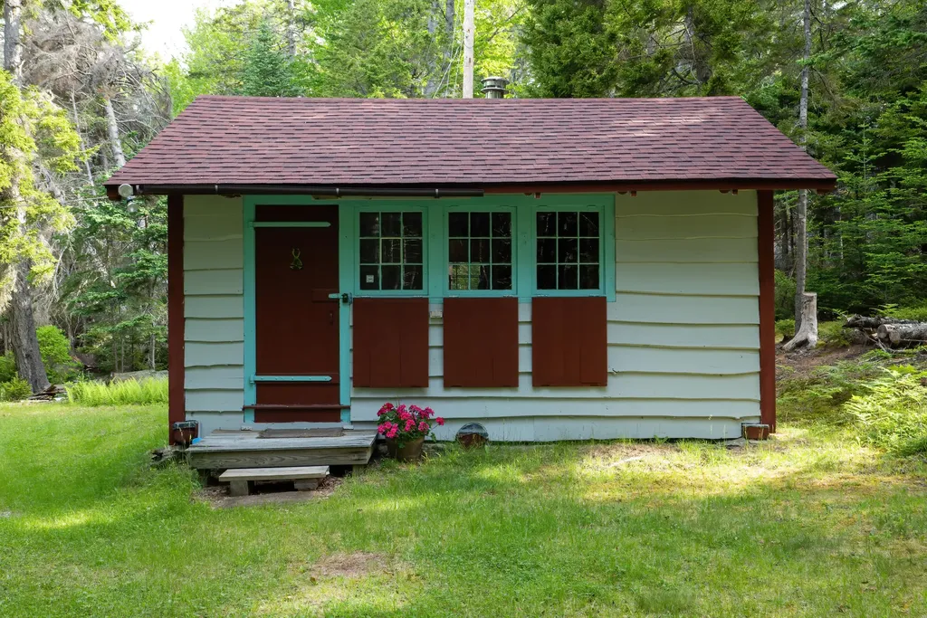 158 High Head Drive Brooklin ME 04616