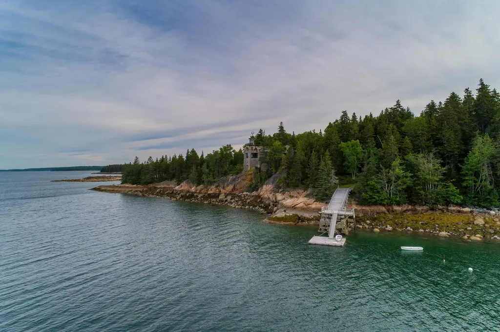 158 High Head Drive Brooklin ME 04616
