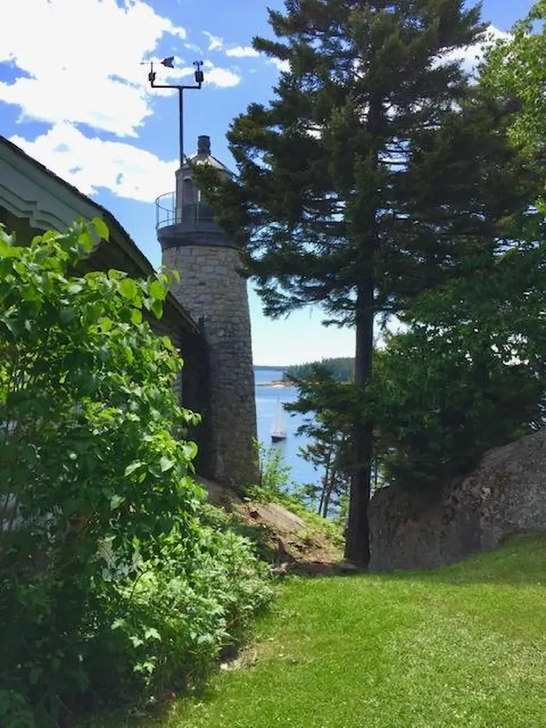 158 High Head Drive Brooklin ME 04616