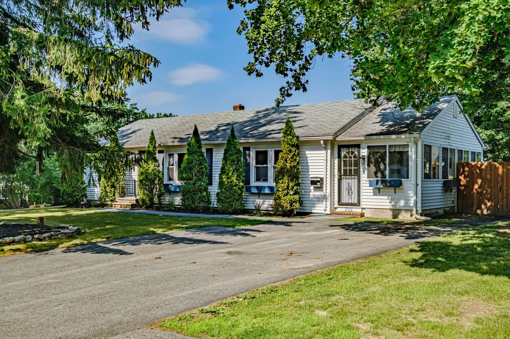 265 Central Street Westbrook ME 04092