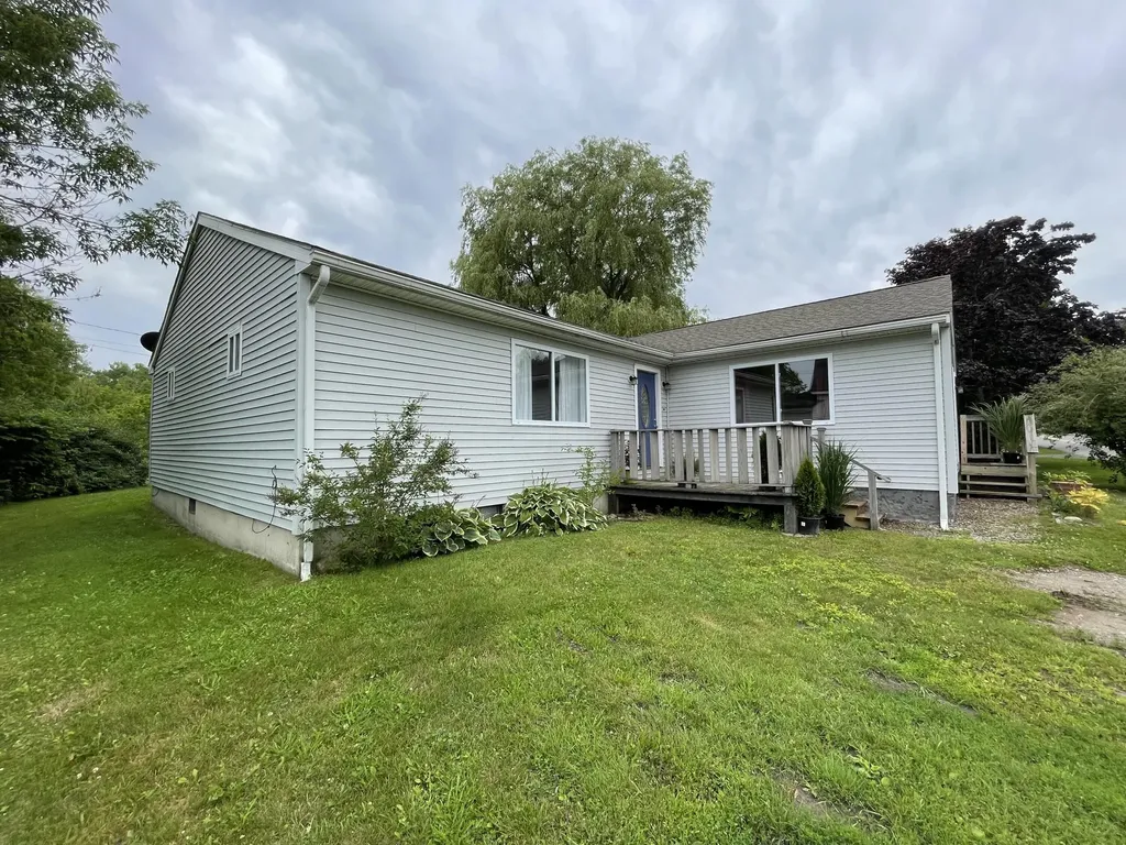 38 Thomaston Street Rockland ME 04841