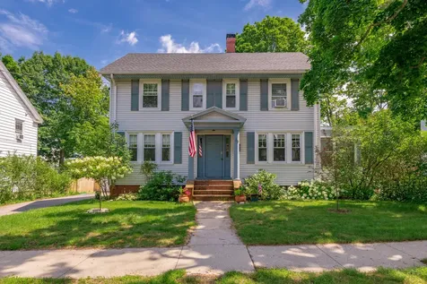 30 Chamberlain Avenue Portland ME 04101
