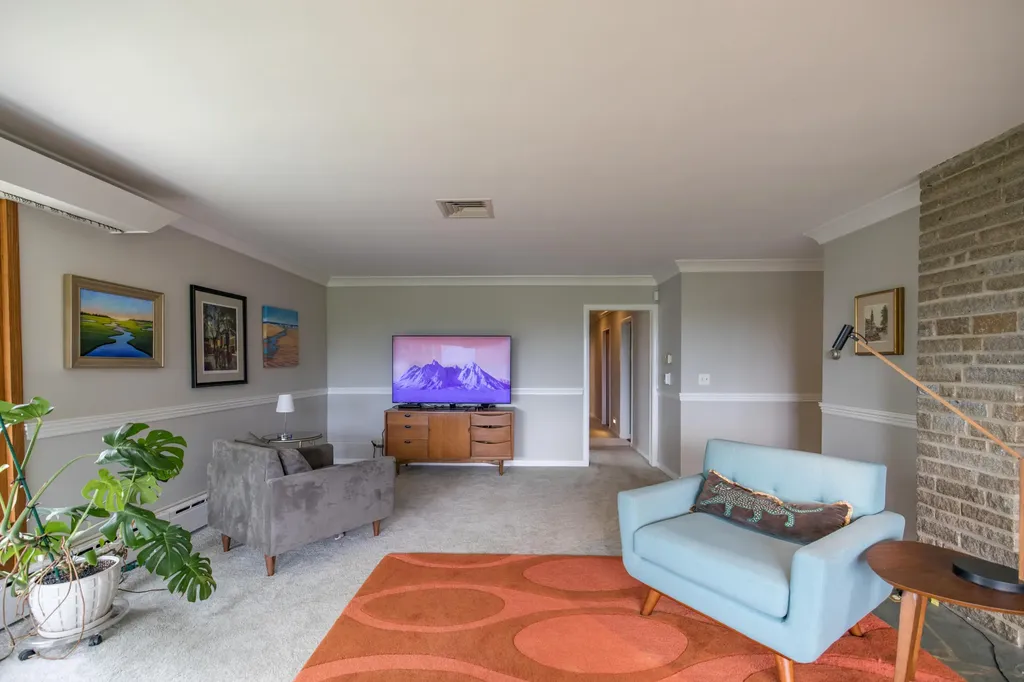15 Delcliffe Lane Lewiston ME 04240