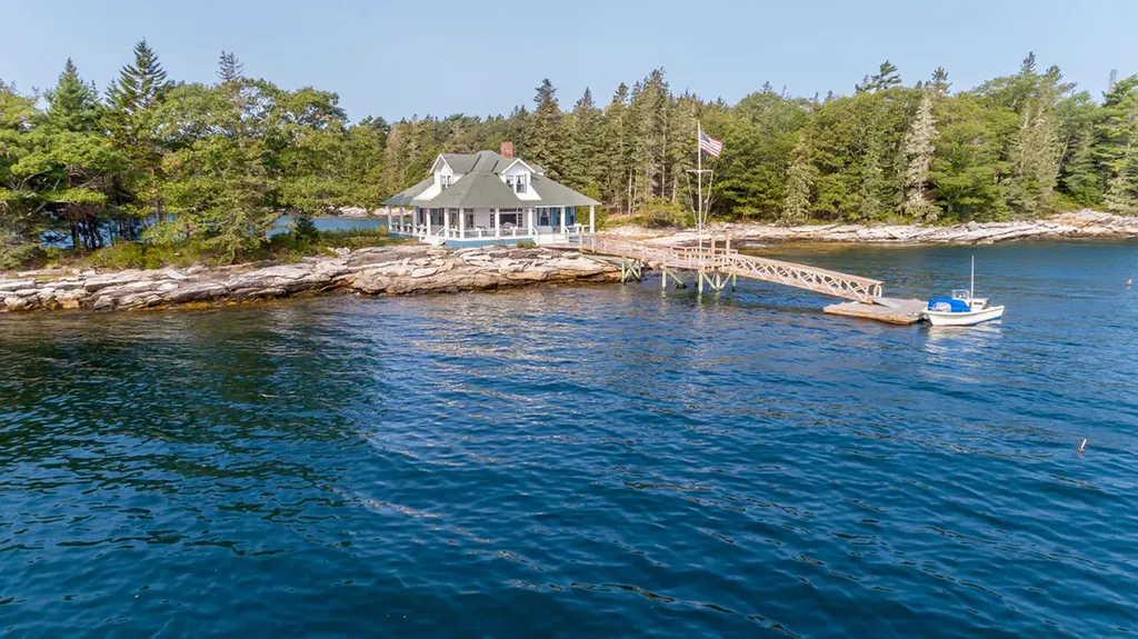 0 Mouse Island Southport ME 04576