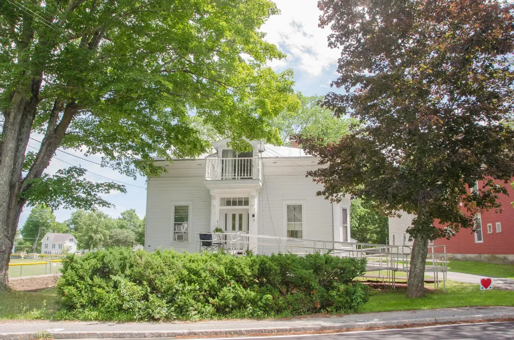 3 Alexander Reed Road Richmond ME 04357