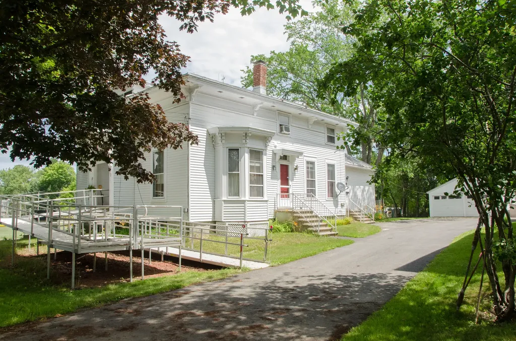 3 Alexander Reed Road Richmond ME 04357