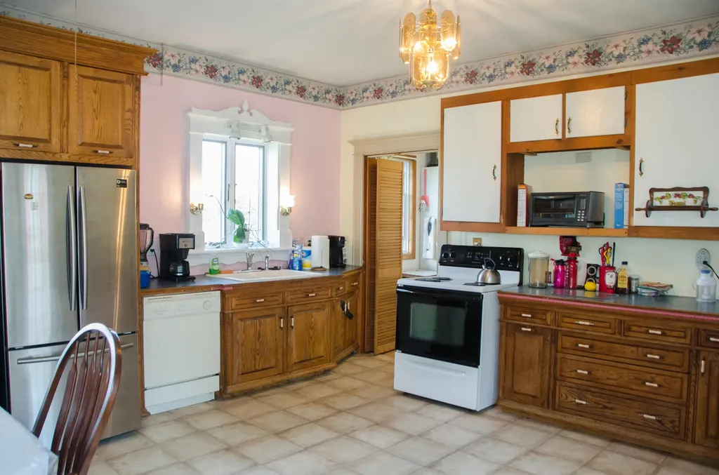 3 Alexander Reed Road Richmond ME 04357