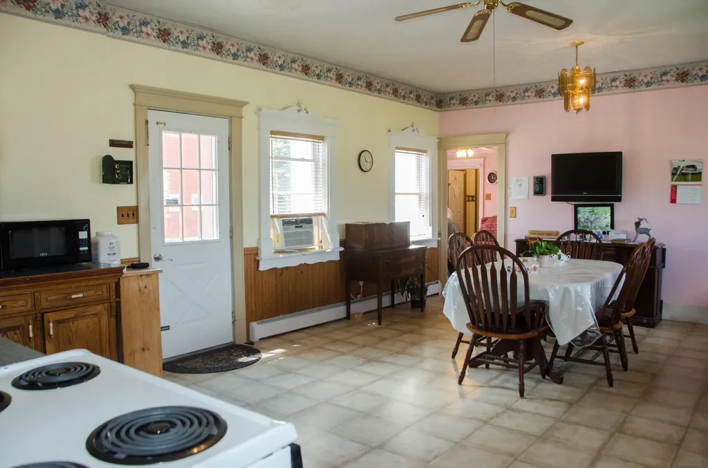 3 Alexander Reed Road Richmond ME 04357