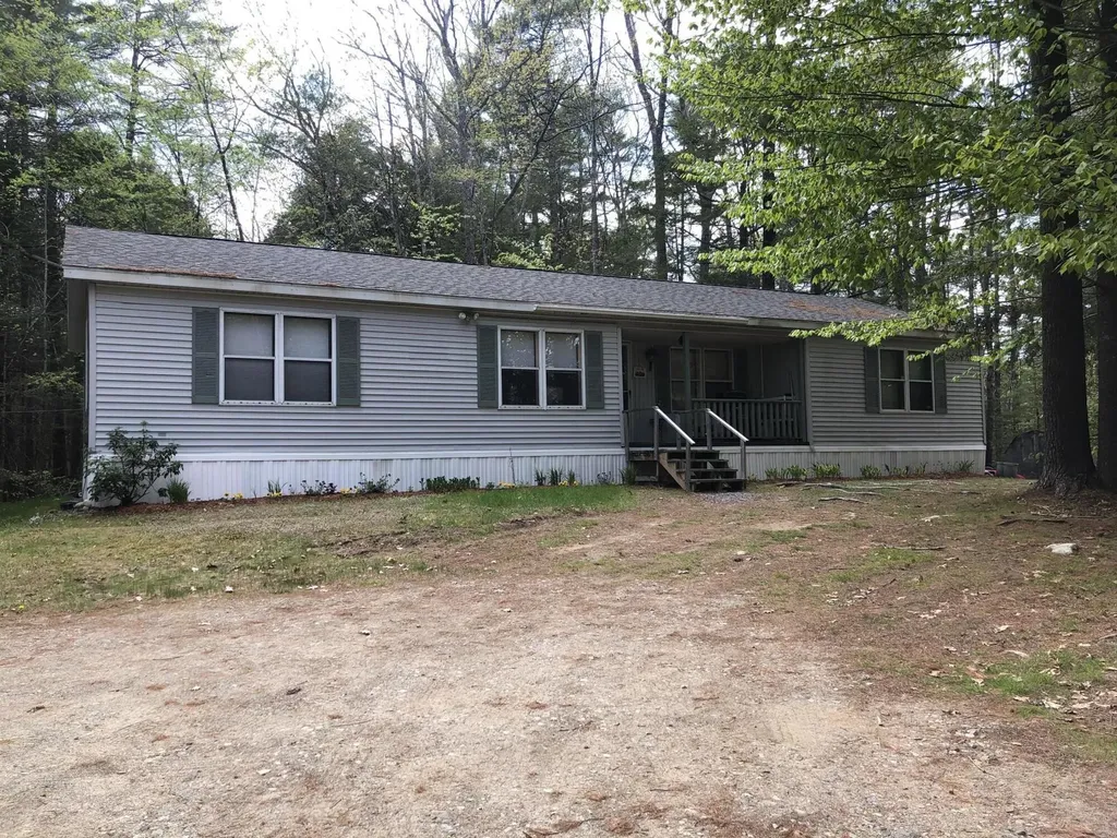 119 Mackenzie Lane Woolwich ME 04579