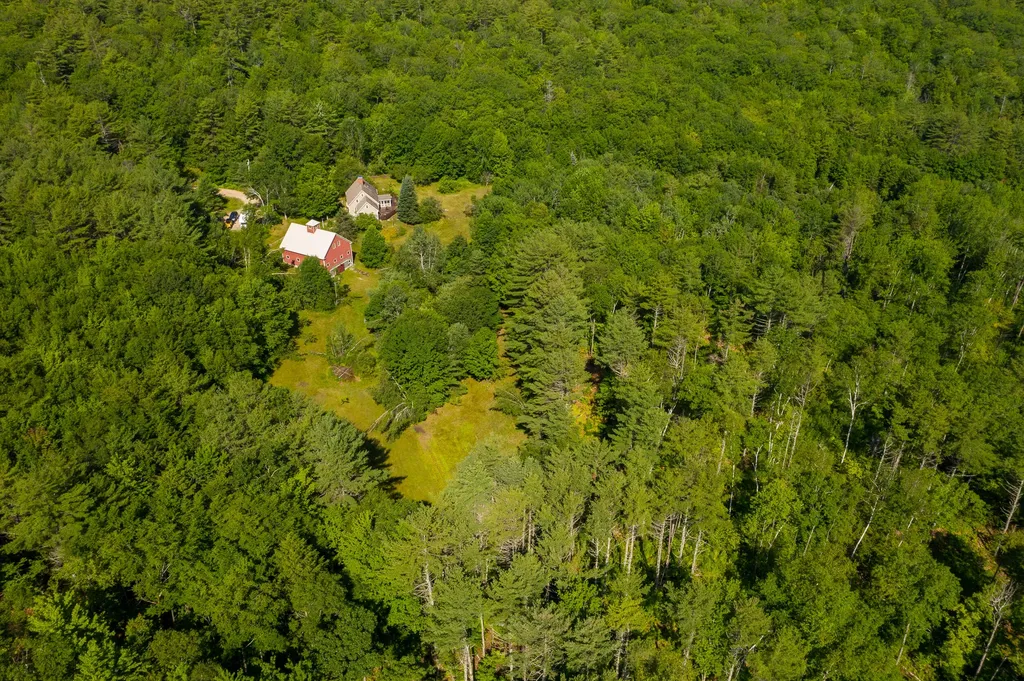 92 Dutch Road Parsonsfield ME 04047