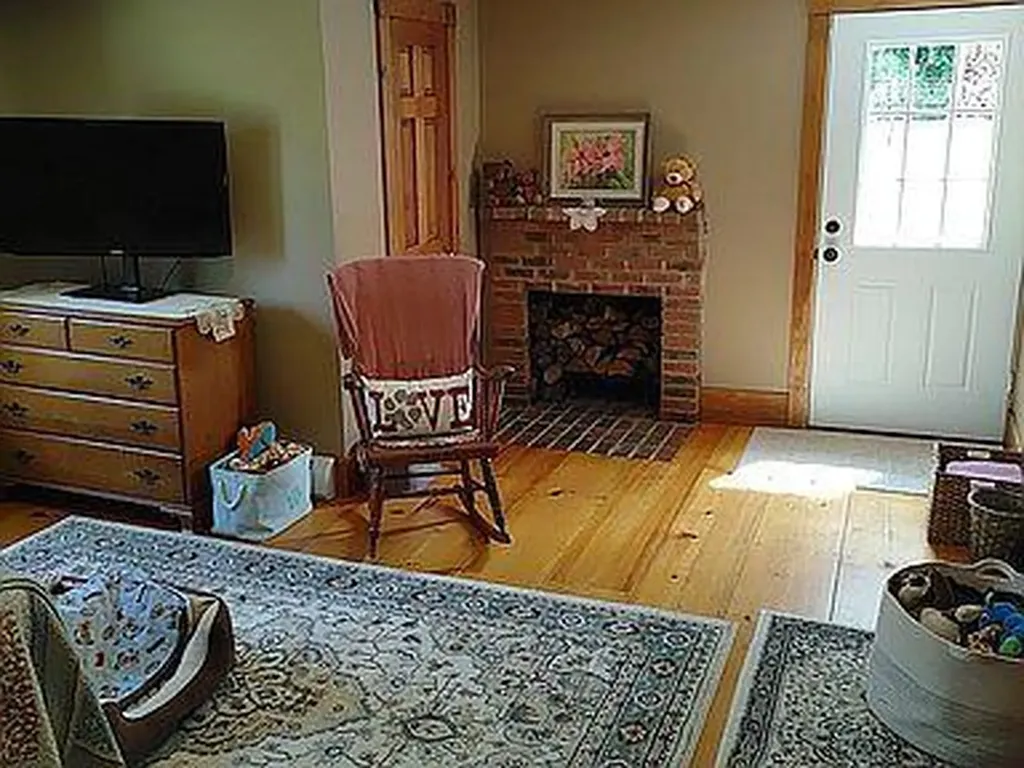 17 Elm Street Mercer ME 04957